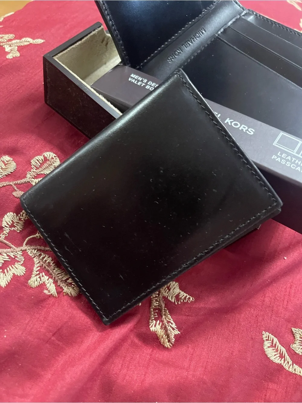 Michael Kors Black Leather Passcase Card Holder Wallet- with valet box.